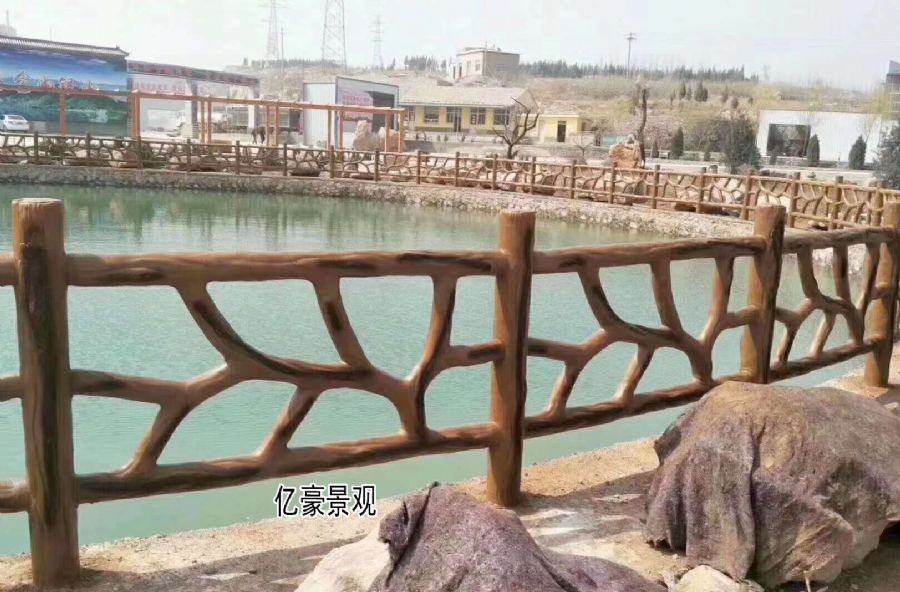1.8米仿樹(shù)藤欄桿五.jpg