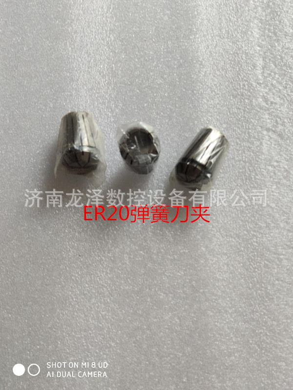 濟(jì)南龍澤數(shù)控廠家直銷6090小型雕刻機(jī) 廣告雕刻機(jī) 雙色板雕刻機(jī)示例圖10