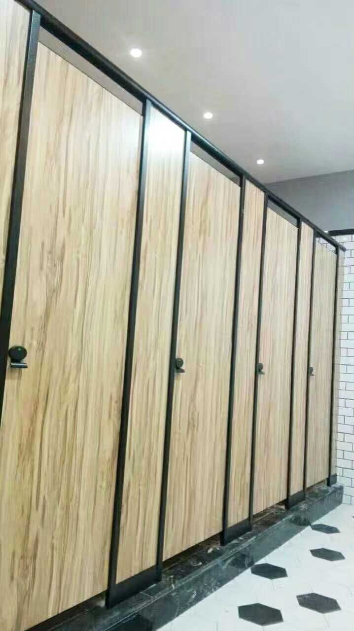 酒店機(jī)場地鐵衛(wèi)生間隔斷2